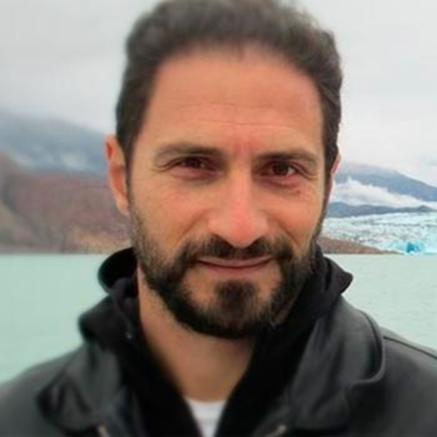 EL VIAJE DE UN ESCRITOR COLOMBIANO POR SURAMÉRICA EN BUSCA DE POETAS