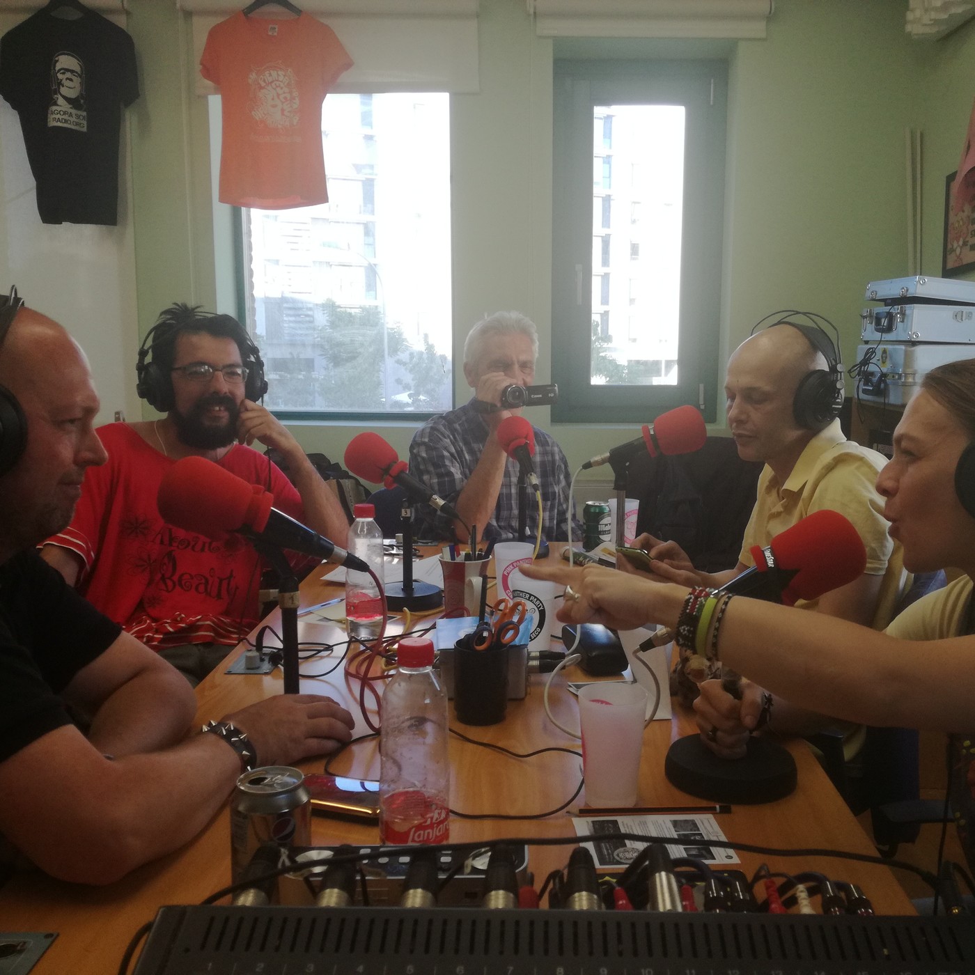 Básicamente Precarias Espacio Radiofónico