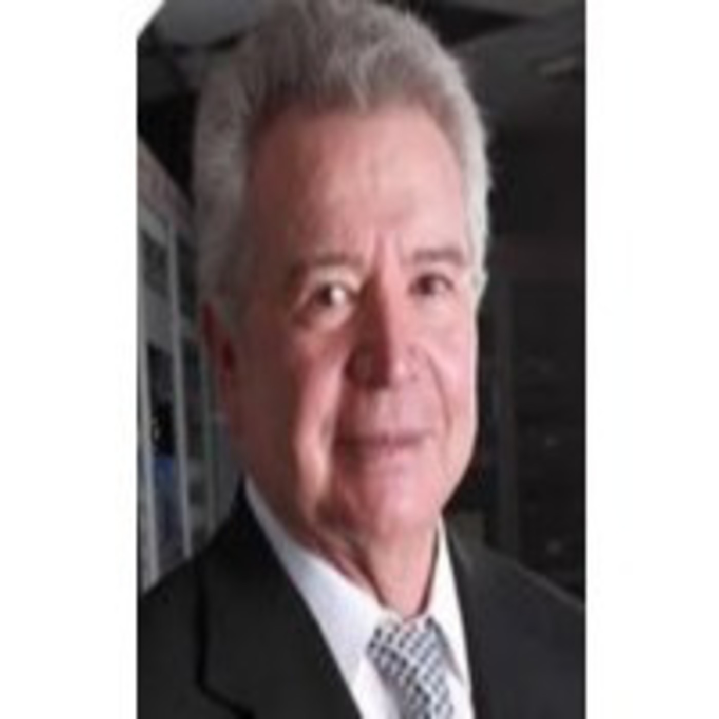 Lic. Francisco Aguirre Gómez "MEDALLA RADIO ANÁHUAC 2014"