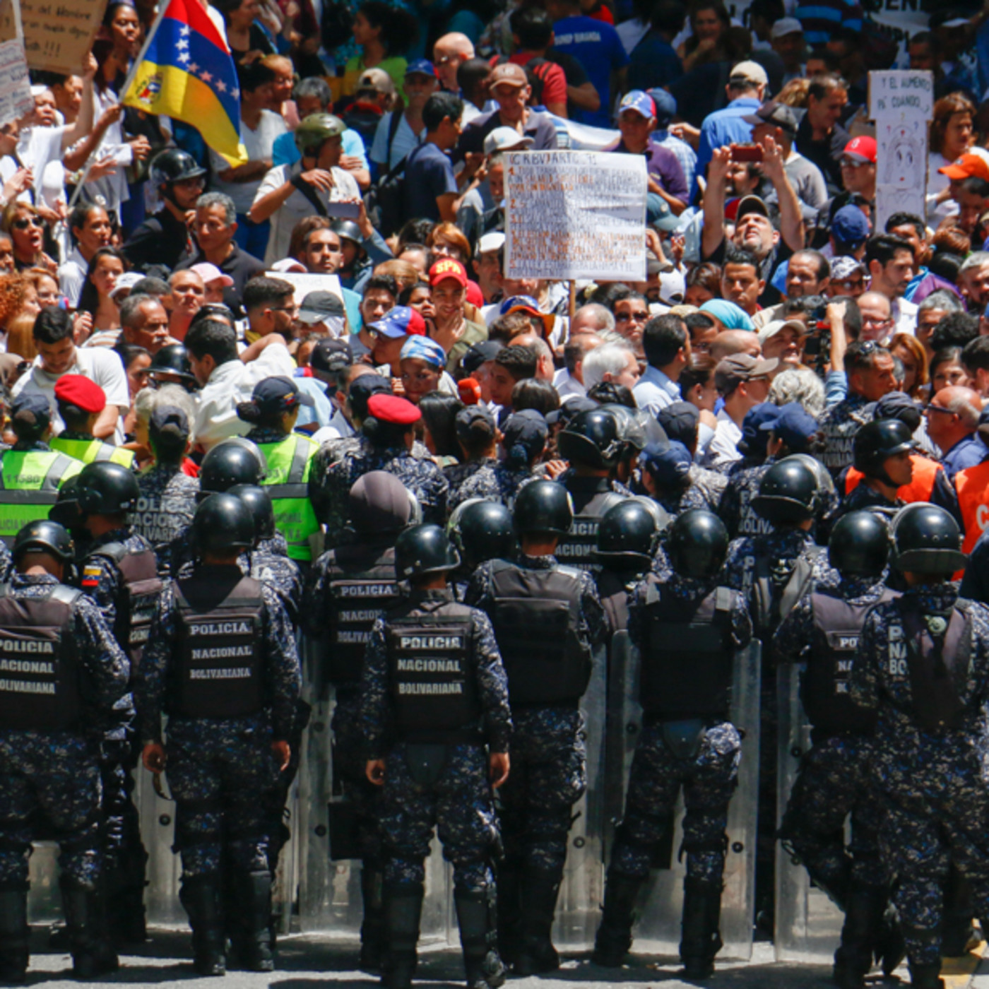 Arriba Banderas