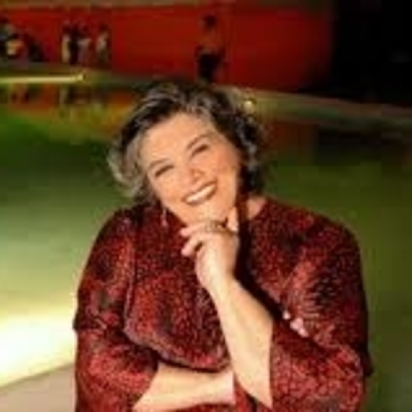 SOLEDAD BRAVO en Noche de Romance