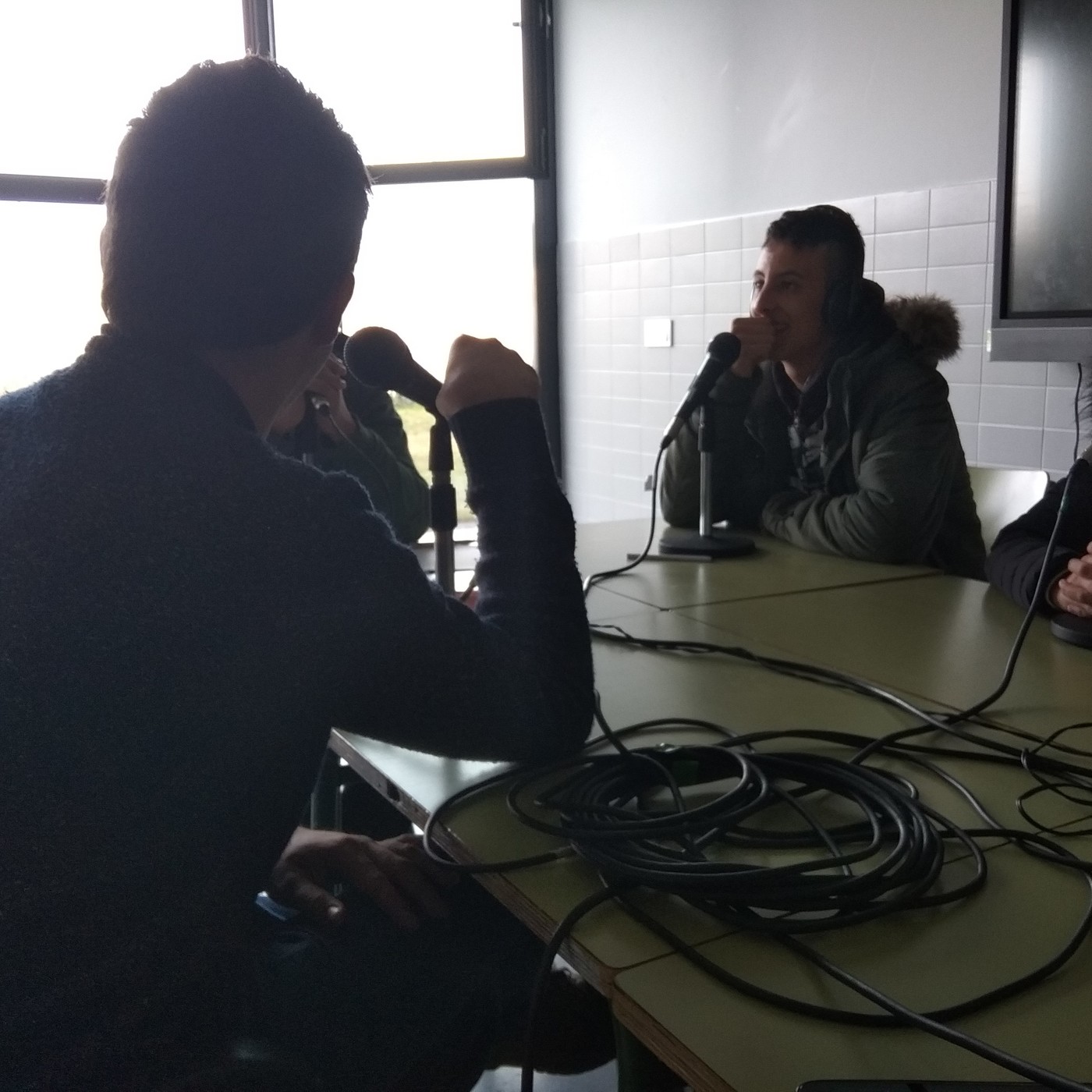 RUPTURAS: Entre la Escuela y La Calle