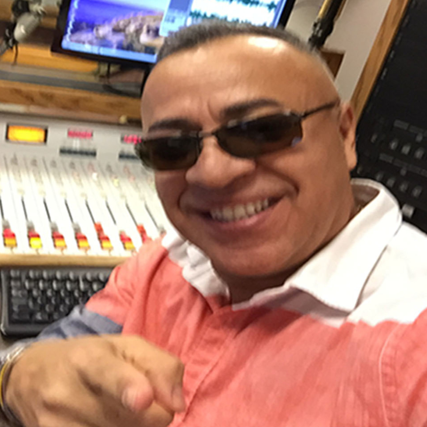 La Salsa Vive / By Dj Wilson !!