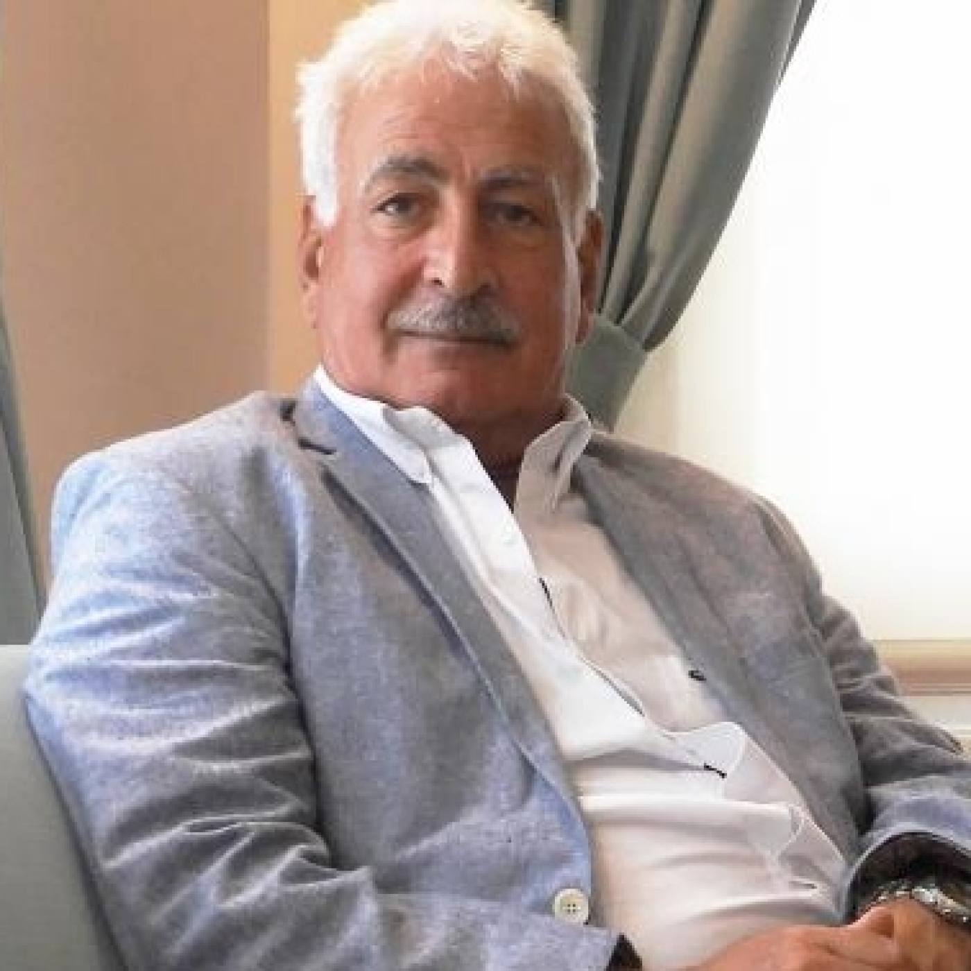 Estudio 2 - FM 105.9