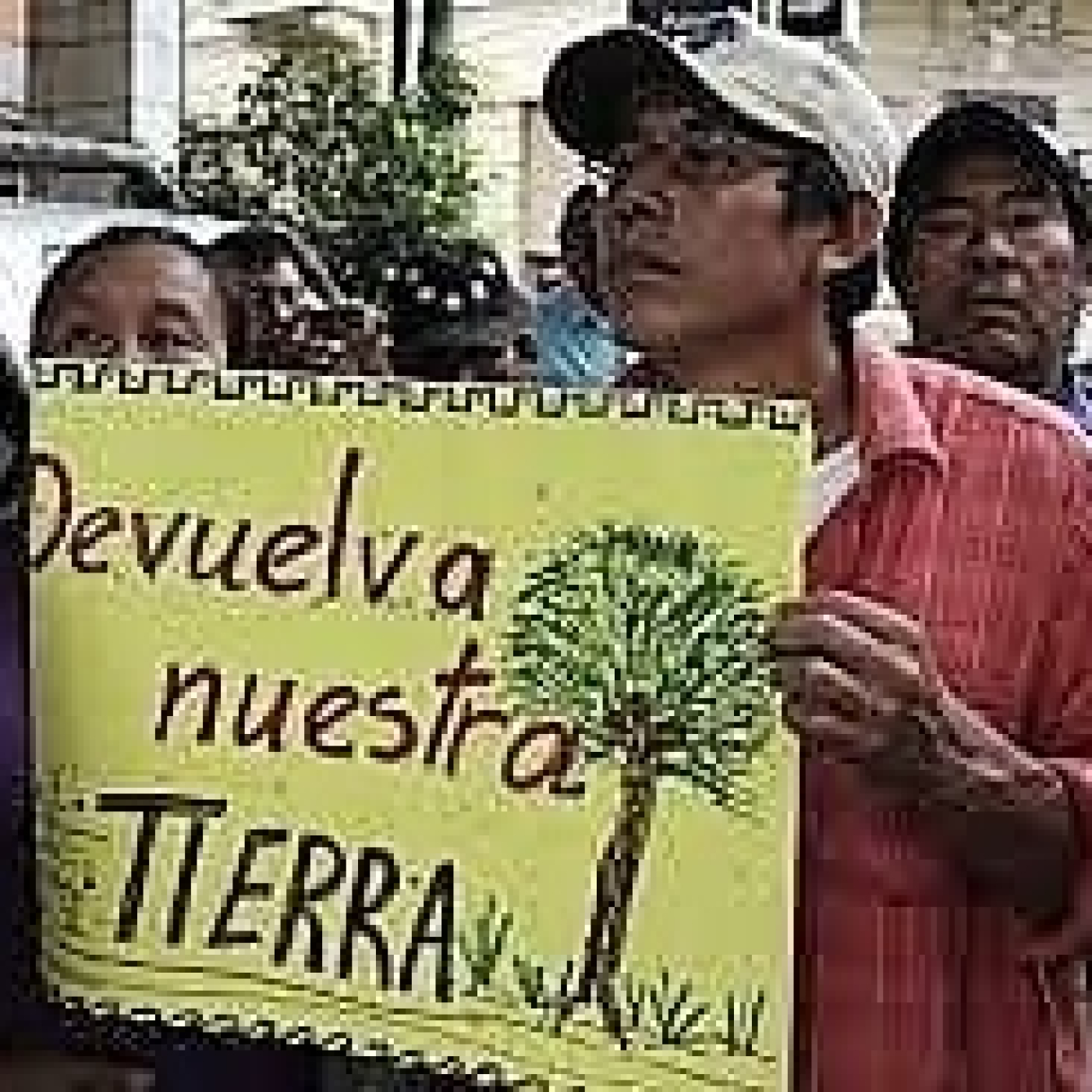 DEVUELVAN NUESTRA TIERRA