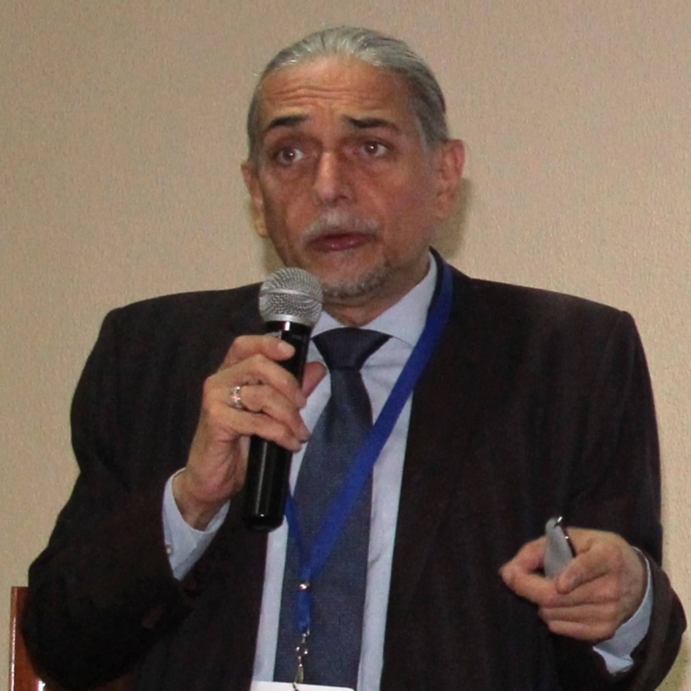 Discursos y presentaciones