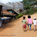 En busca del gran viaje 2x05 - Poblado Akha