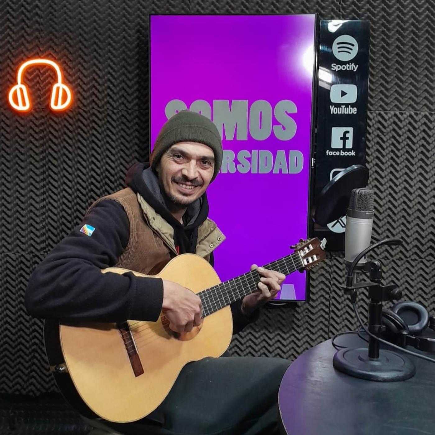 En Avenidas / Ramiro González / Presentación en Mutual Sikuris episode artwork