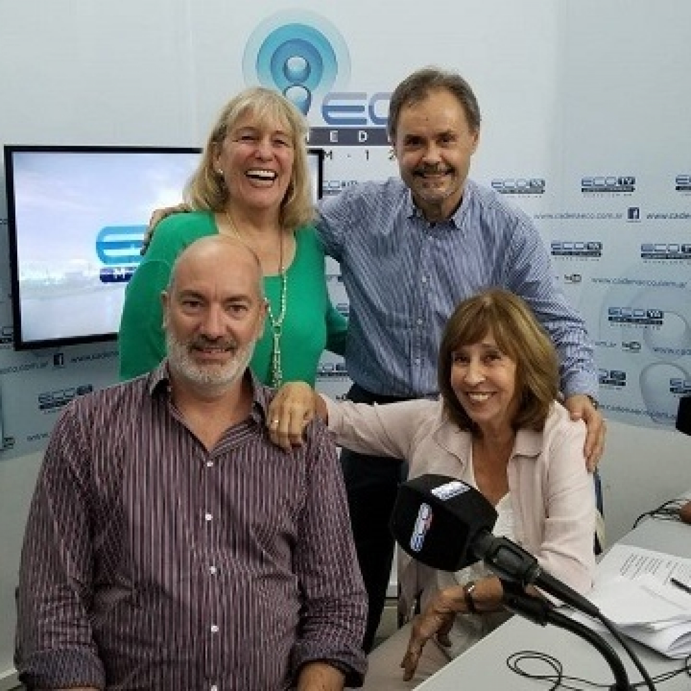 AL DERECHO Y AL REVES con Marta Oyhanarte y Alejandro Drucaroff 26-04-22