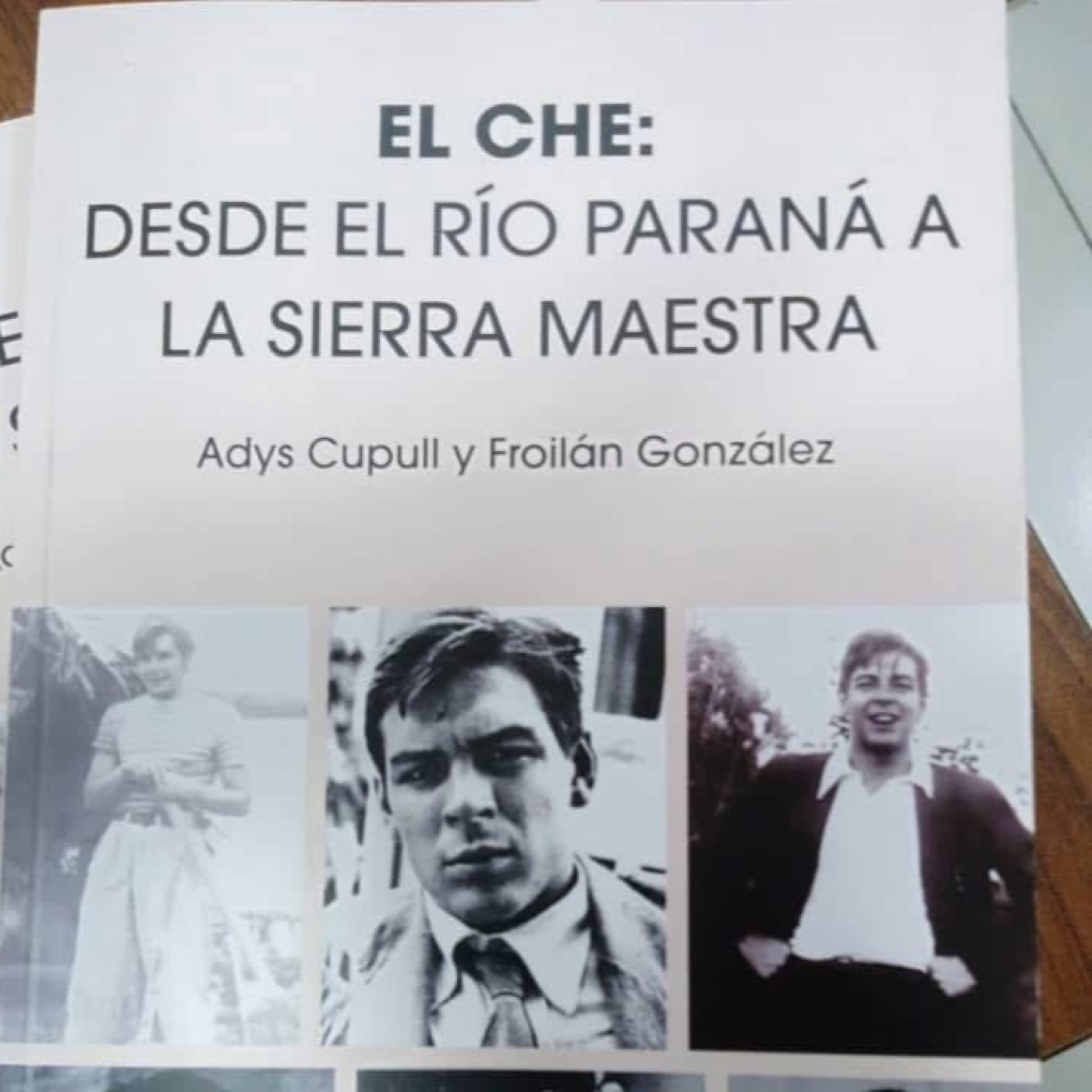 Palabras acerca de la presentación del libro El Che: desde el río Paraná hasta la Sierra Maestra episode artwork