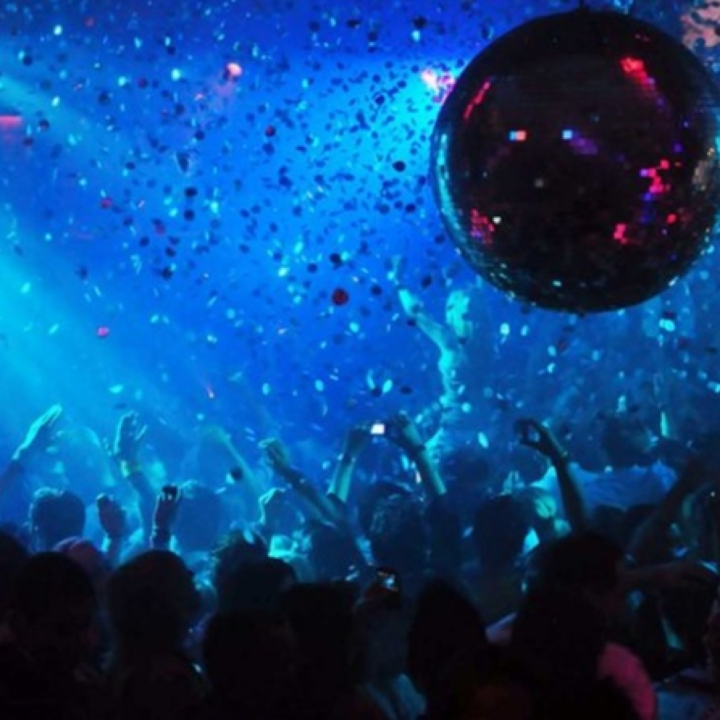 UNA NOCHE PARA BAILAR Y RECORDAR: LA FIESTA +40 LLEGA A CON CON episode artwork