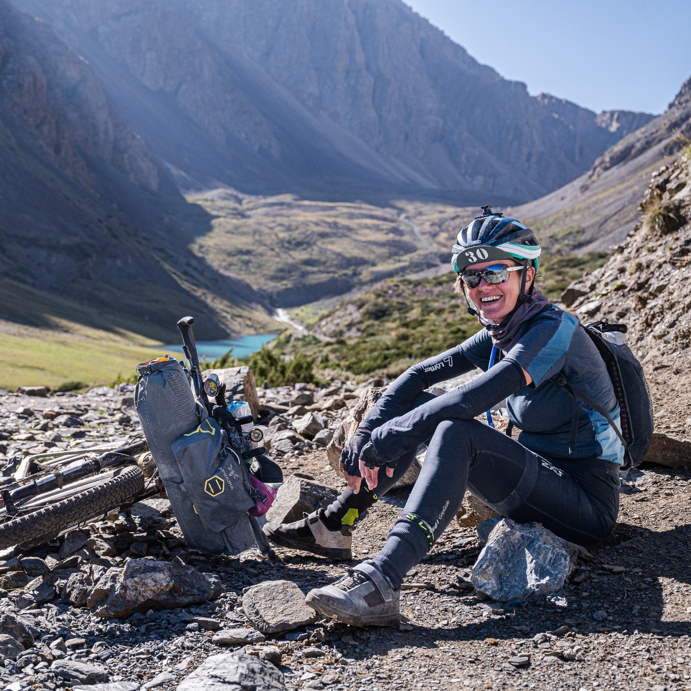 La Escapada #3x01 |Daniela Kirchner Miss Biking Viking | Silk Road Mountain Race