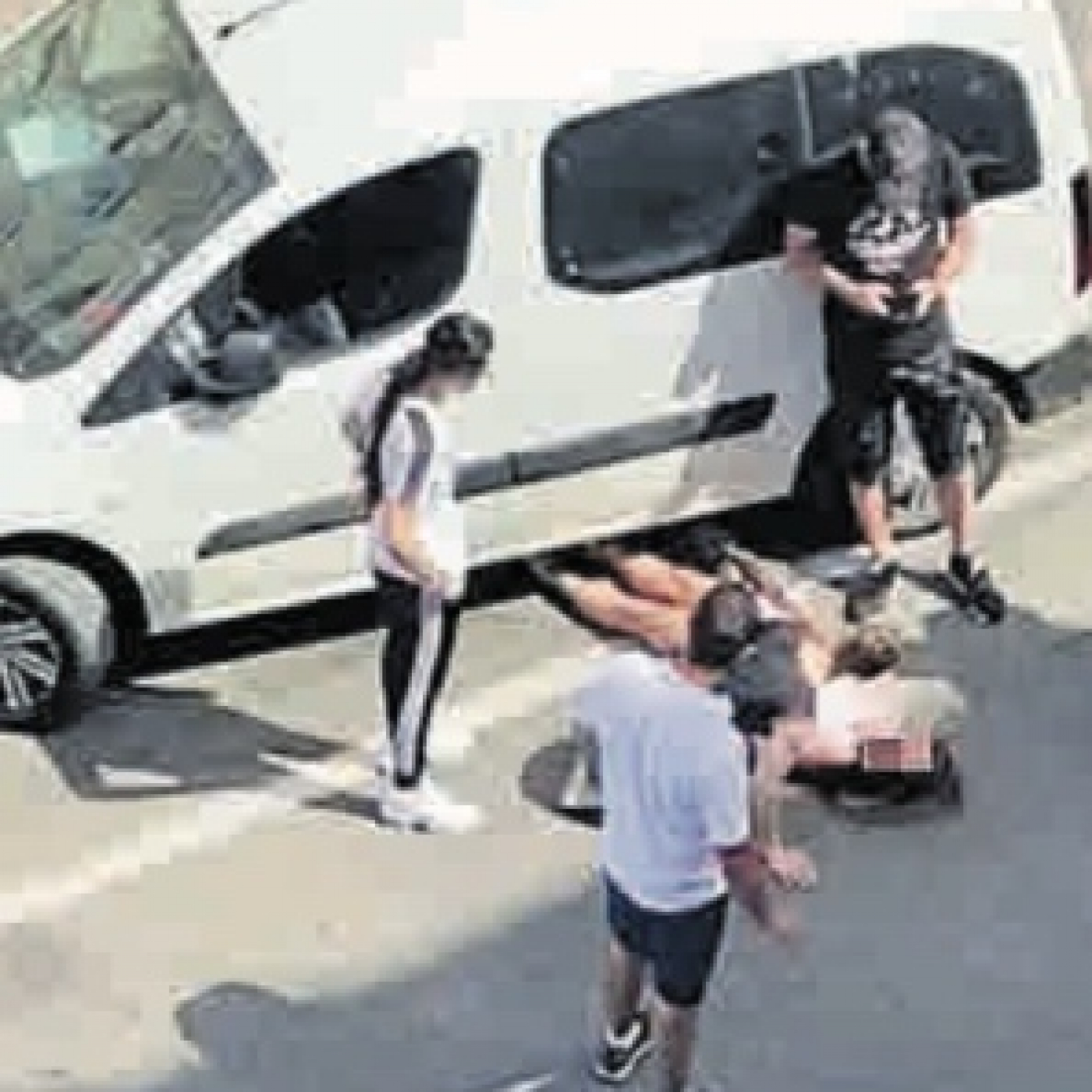 Una menor en patinet en La Fe després d'atropellar-la una furgoneta a Benicarló episode artwork
