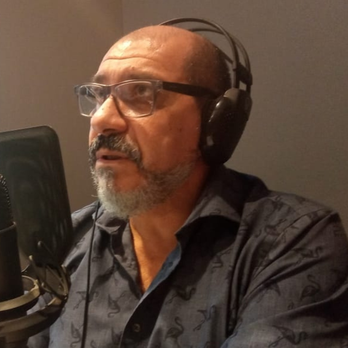 Alejandro Di Biasi (Periodista especializado en temas Gremiales, Analista Político) La picadita de los Sábados