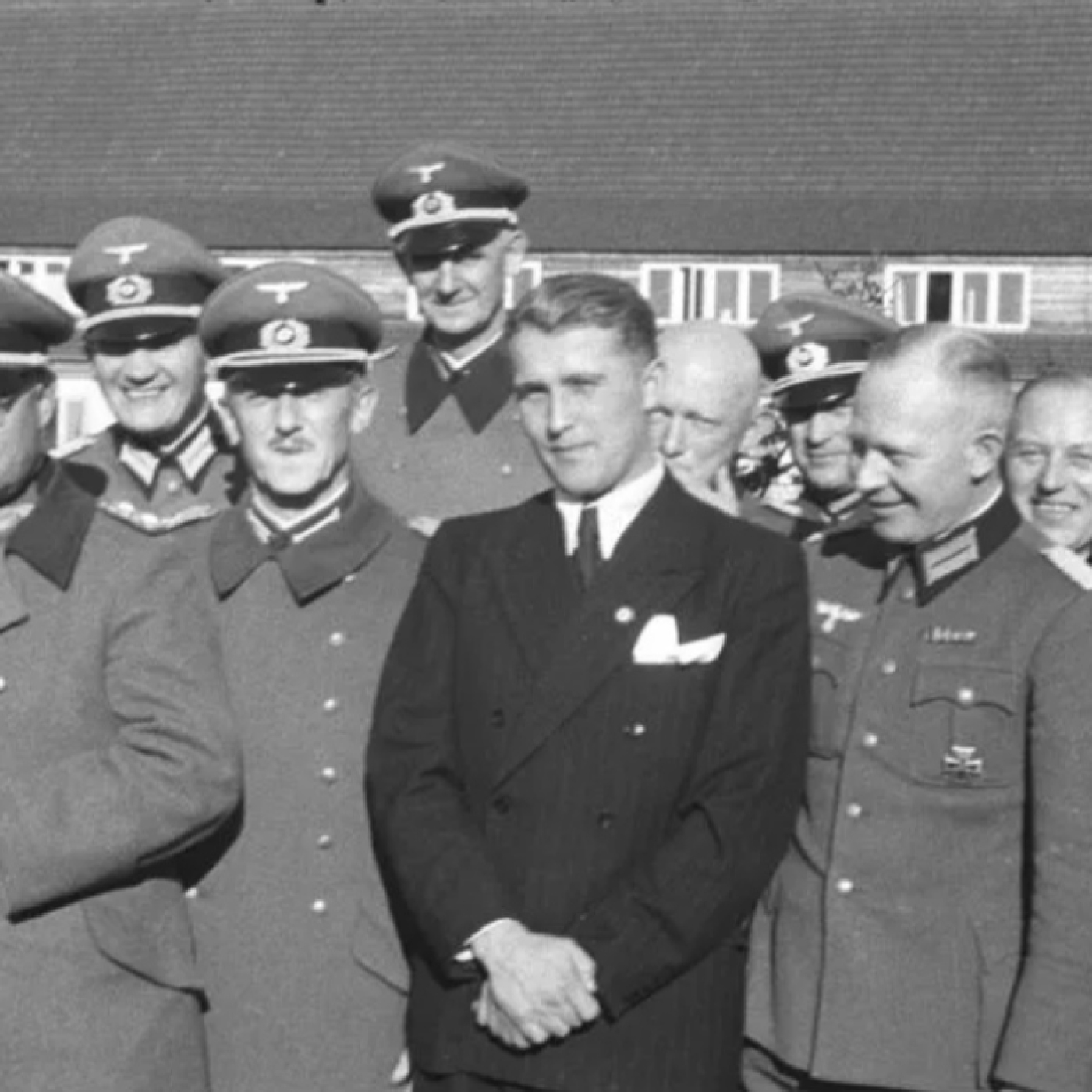 Ciencia secreta nazi: Lluvia de muerte · Vencer a los elementos