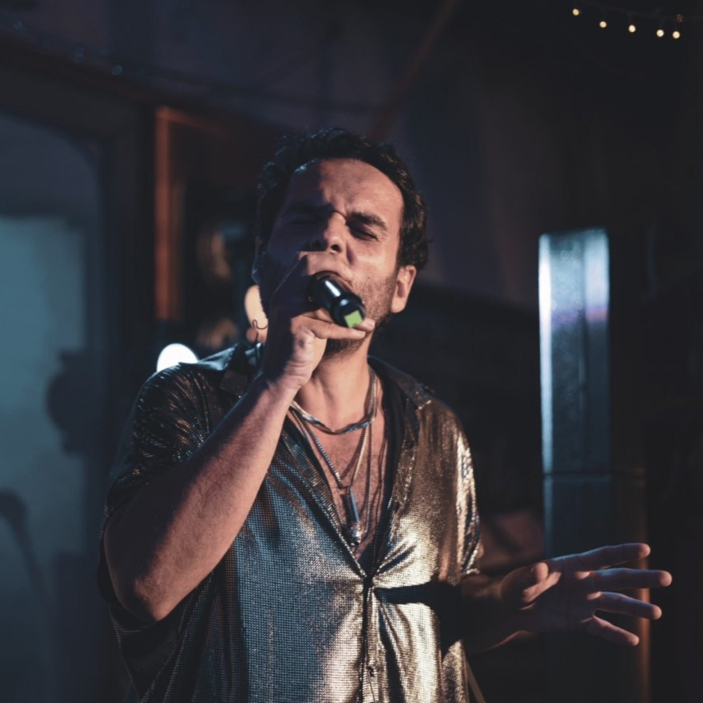 David y La Facha presenta 'Lluvia' Una canción para sanar heridas - La Vitrola episode artwork
