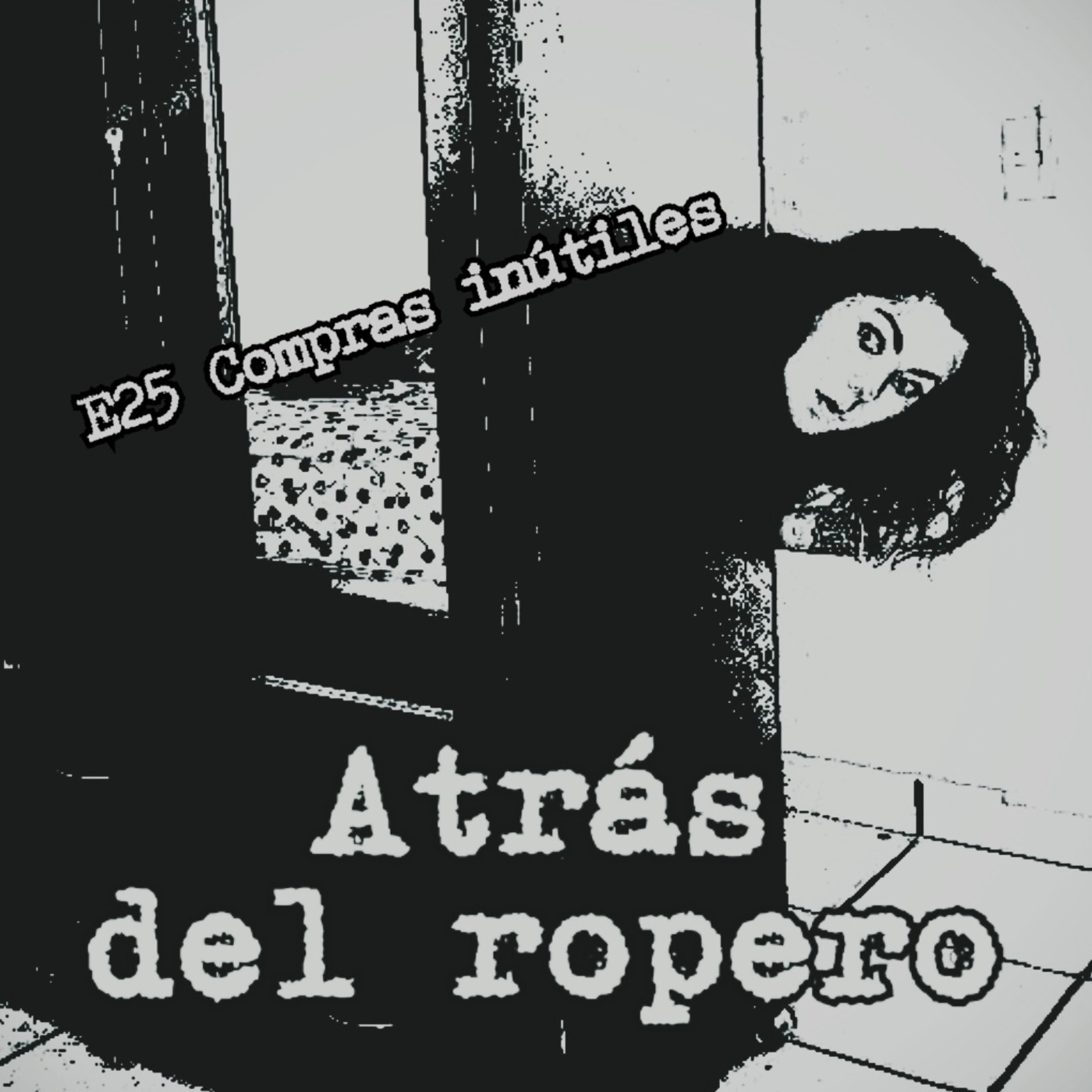 Atrás del ropero