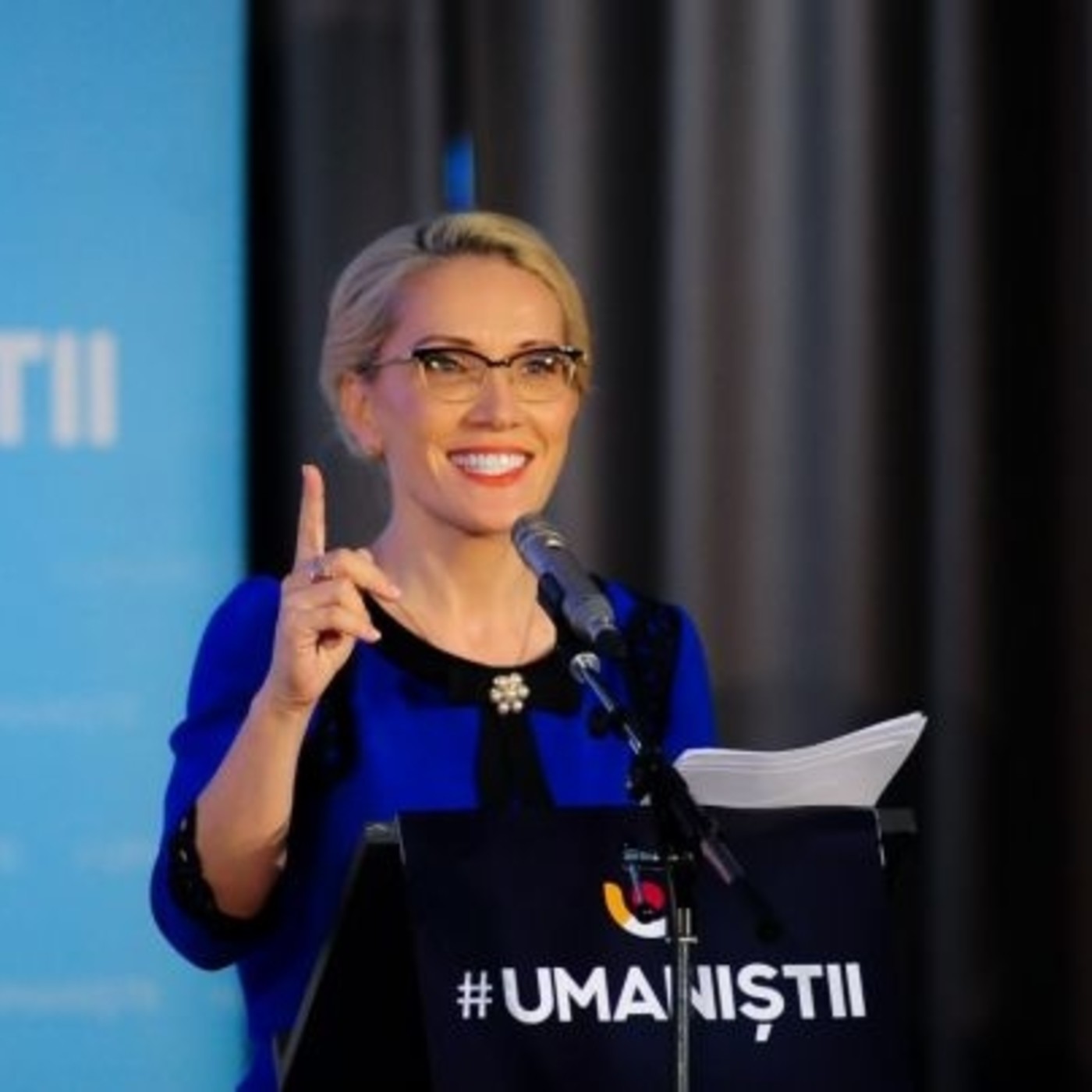 Interviuri Radio Romanul: Politica Romaneasca