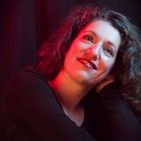 Susana Schnell. Cantante lírica y popular chileno-friburguesa