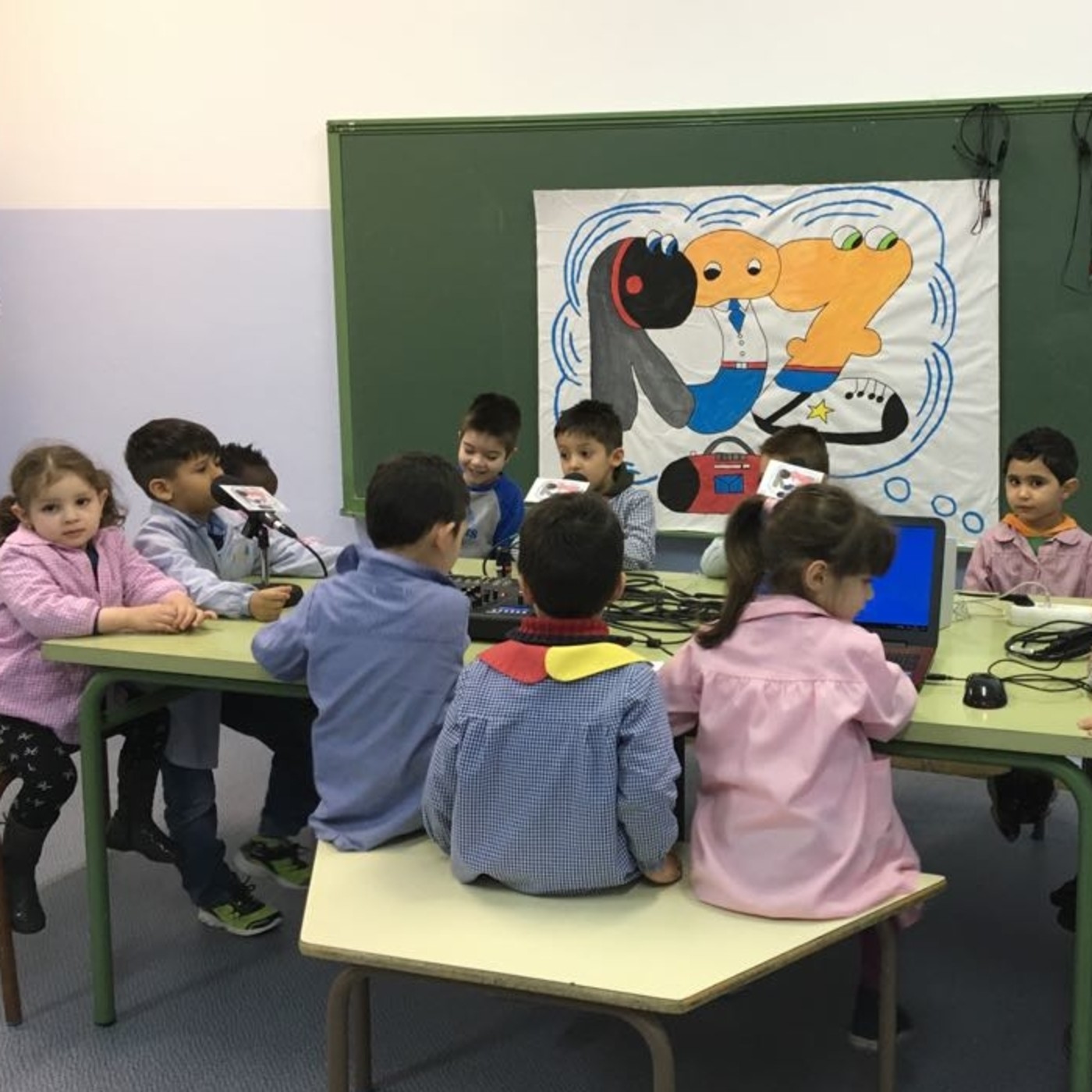 JzRADIO (PROYECTO DE RADIO ESCOLAR