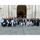 embed image