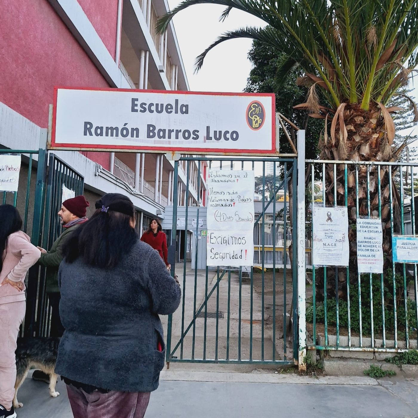 ENTREVISTA CON PRESIDENTE DE CENTRO DE PADRES DE ESCUELA BARROS LUCO episode artwork
