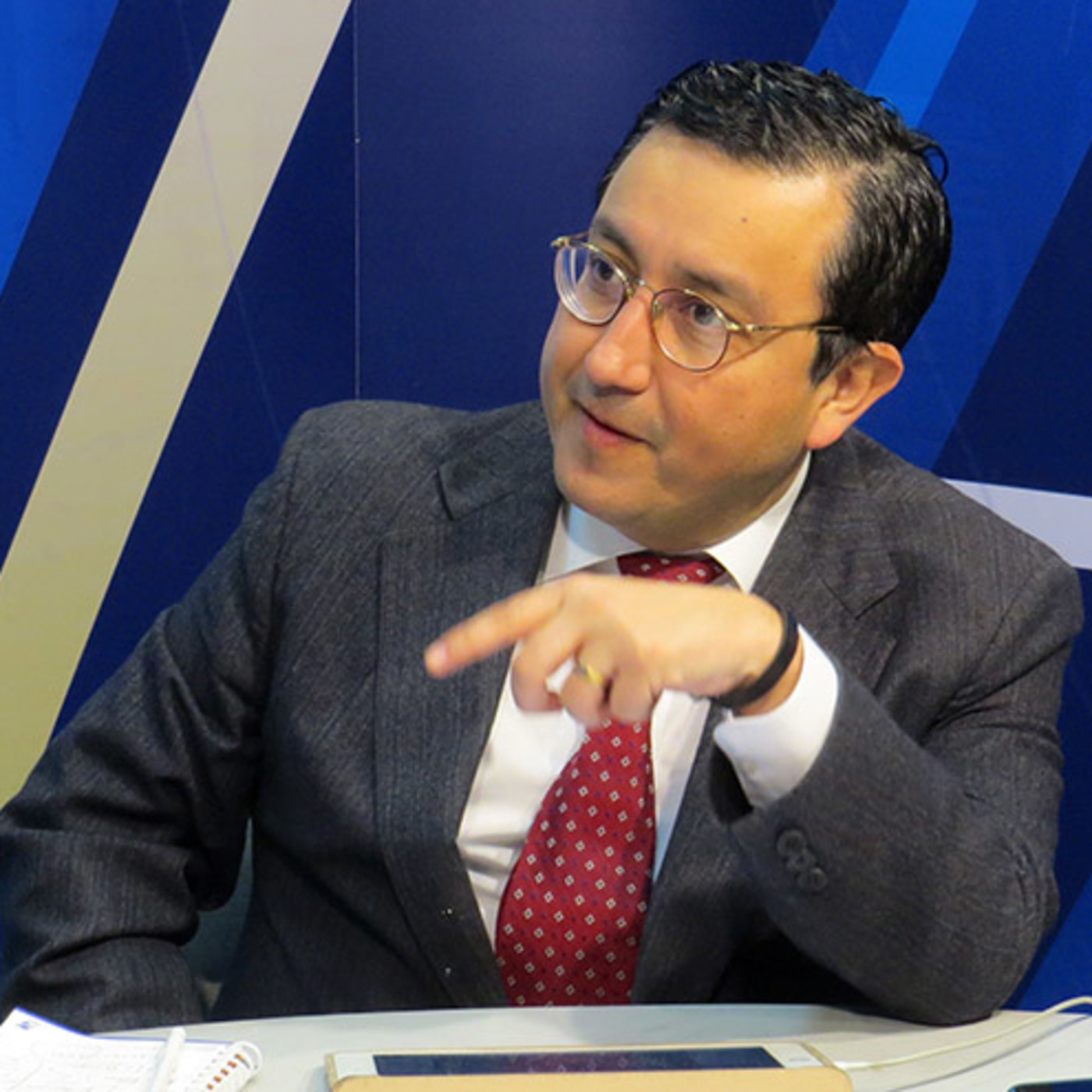 Glatzer Tuesta – Editorial 10 de enero del 2020 episode artwork