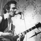 Globo FM - Joe Strummer 001