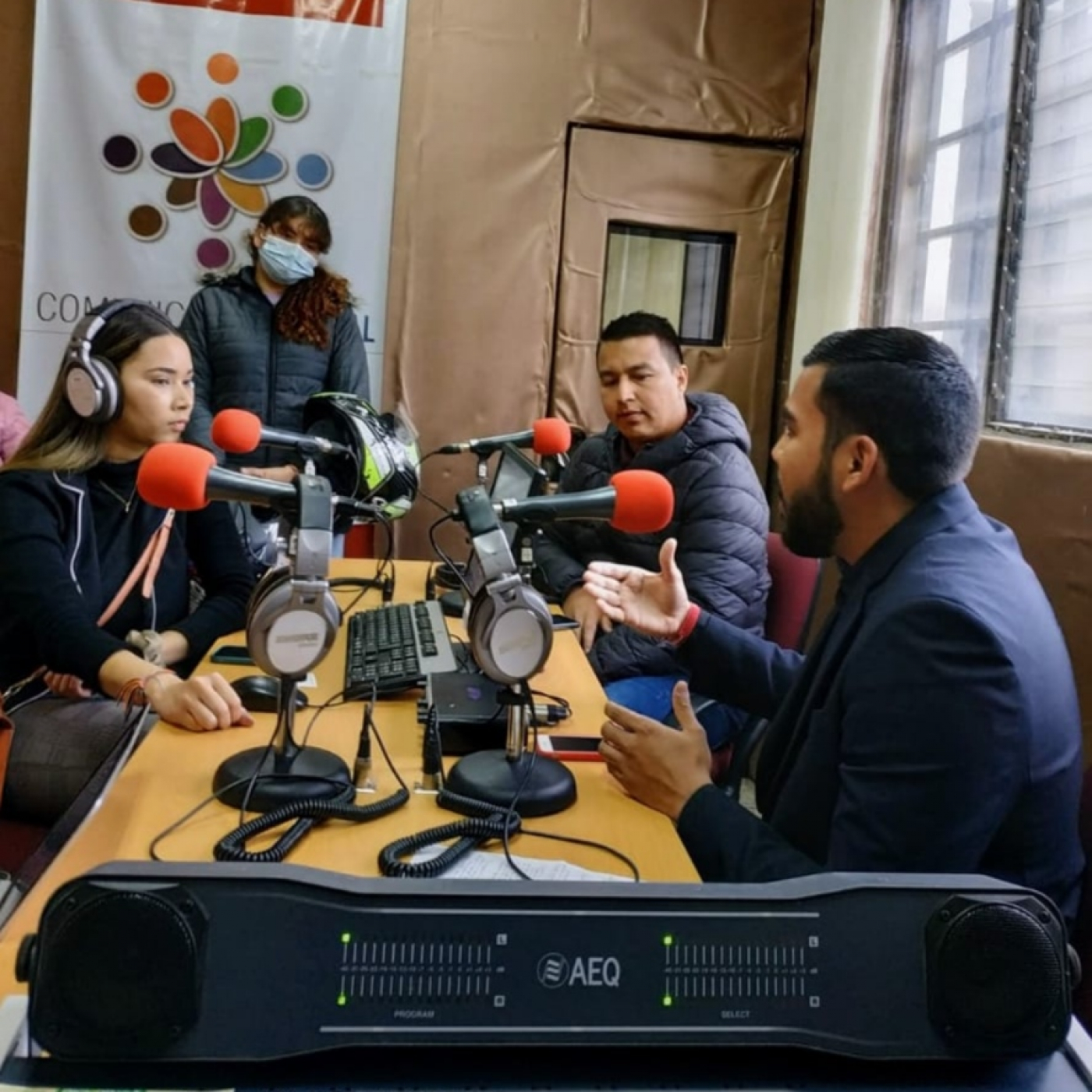 Miradas y Voces