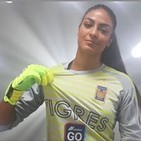 22- Stefi Jimenez
