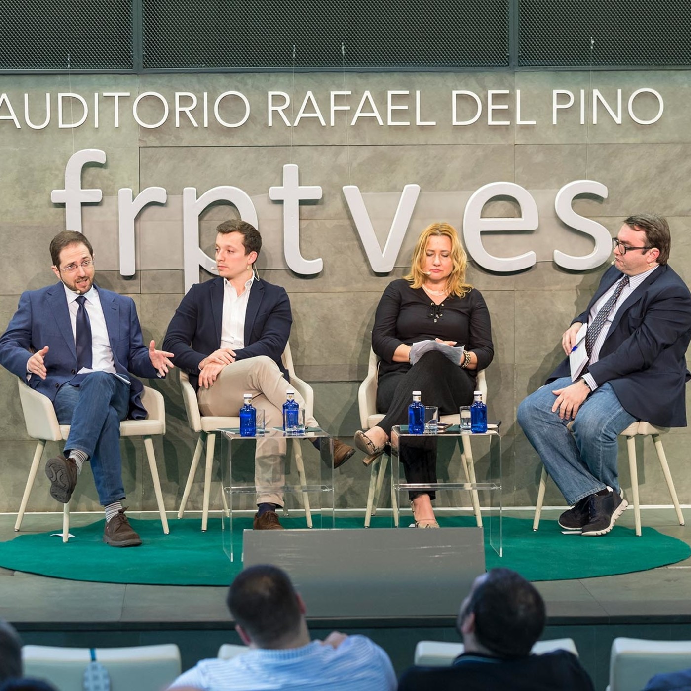 Diálogos y debates Fundación Rafael del Pino