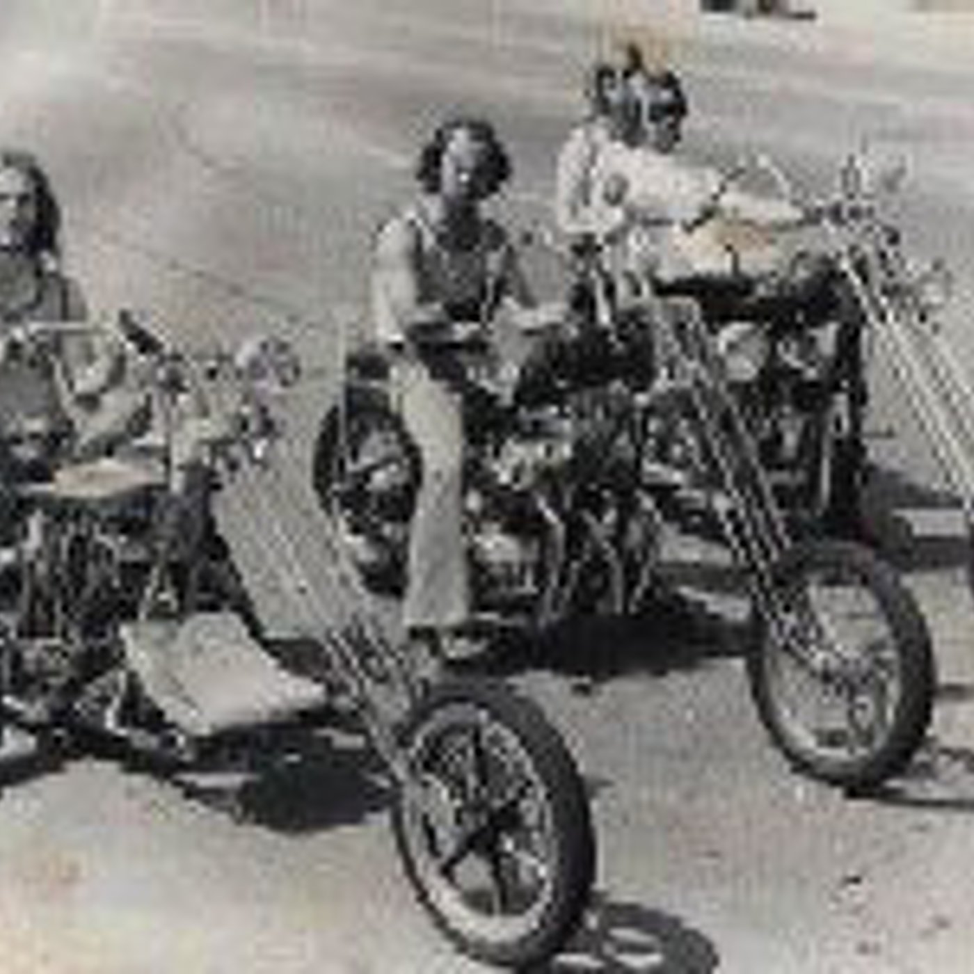Leyenda sobre ruedas, Historia de la motocicleta