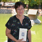Entrevista a la poeta granadina Carmina Moreno Arenas, autora de 'De nueva claridad' (Ed. Alhulia)