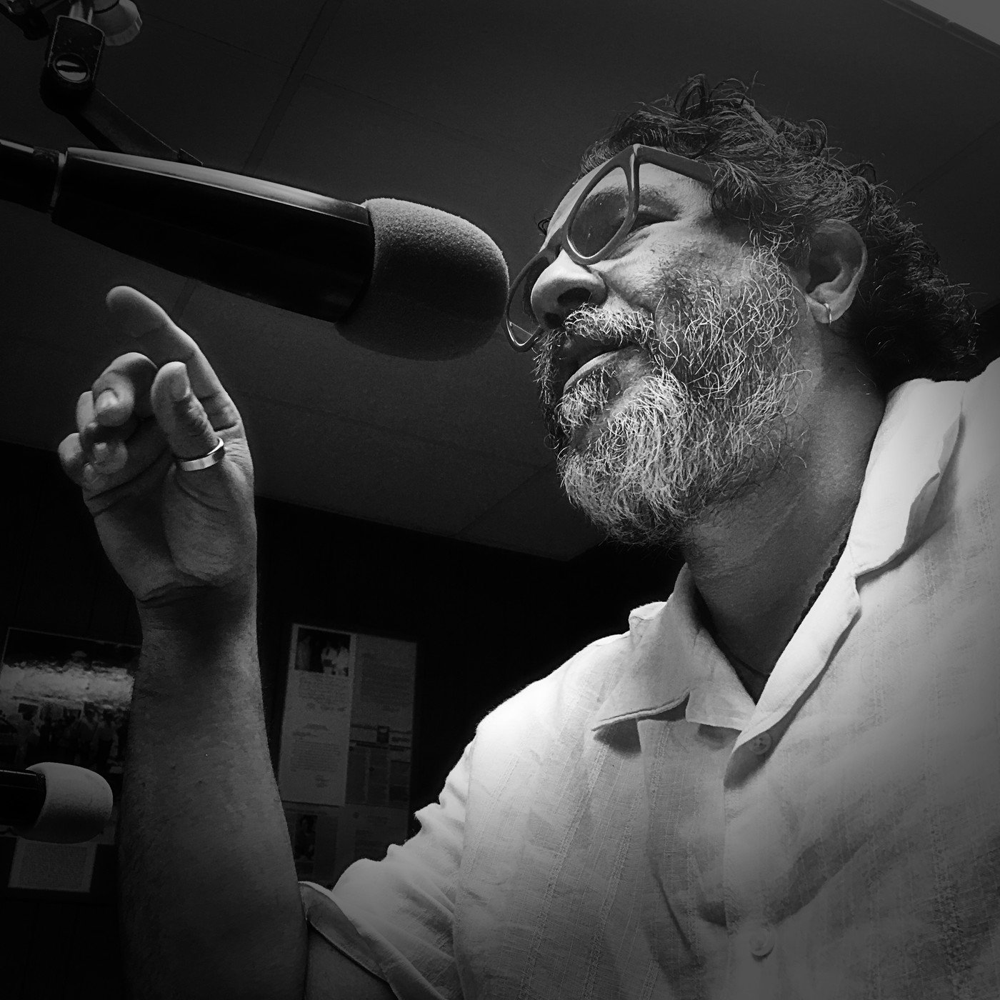 Embrujador canto del fascismo, desde la psicología social episode artwork