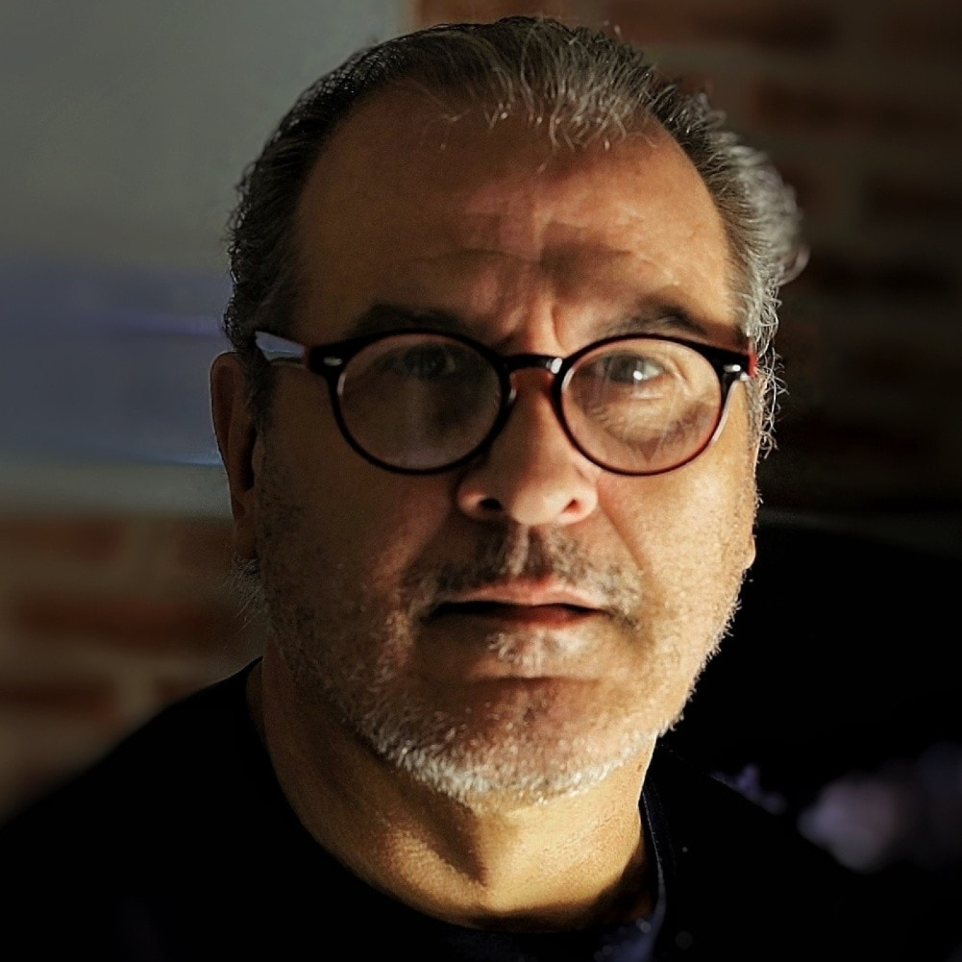 En Avenidas / Dante Lartirigoyen / Curso de Fotografía episode artwork