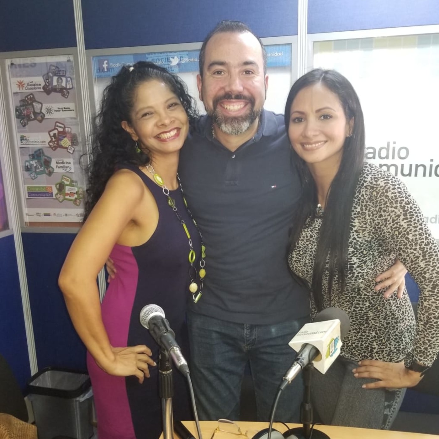 3 Son Actitud Radio Comunidad