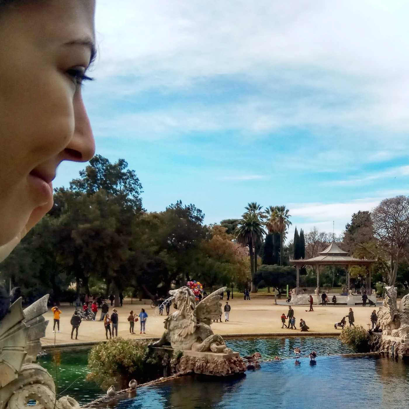 BARCELONEANDO, UNA GUÍA DE BARCELONA