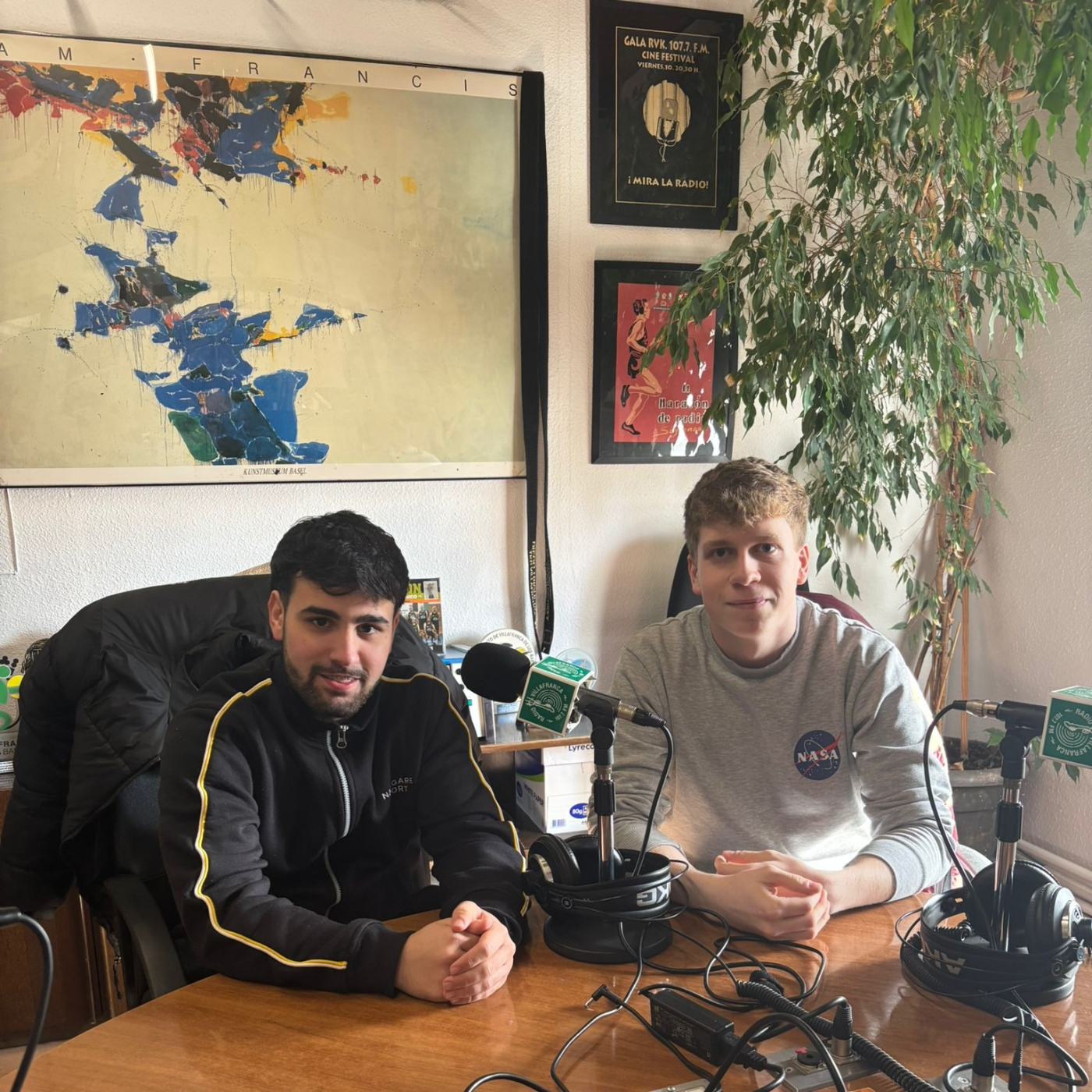 LA ENTREVISTA CON PEÑITAS PODCAST episode artwork