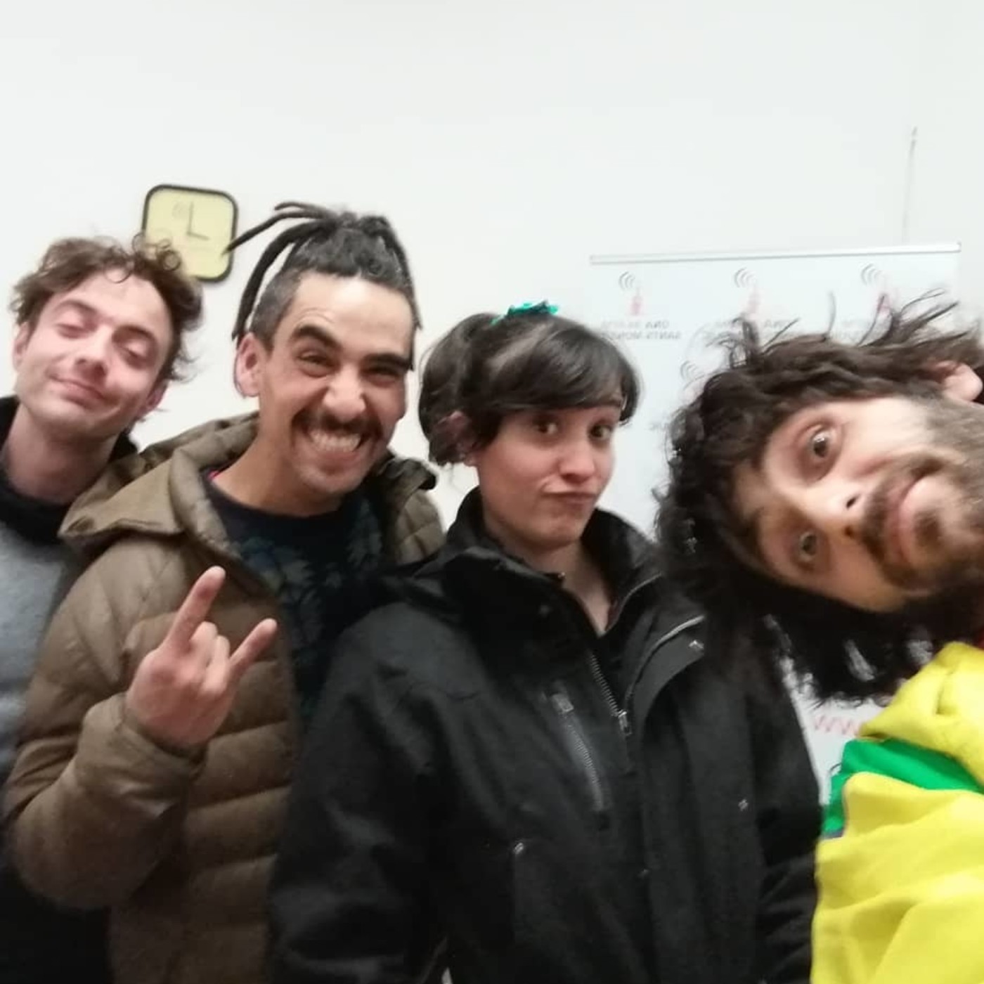 1 XOU +
