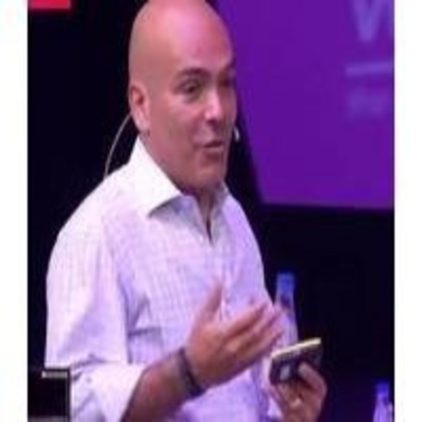 Pasión y motivación con Quique Sarasola, CEO de Room Mate - Inspiration Day Womenalia episode artwork
