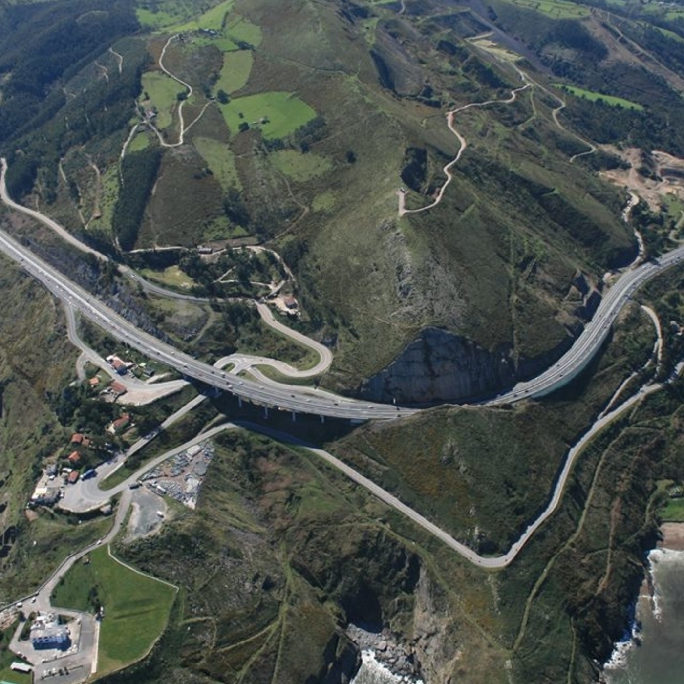 El responsable en Cantabria de la DGT habla de la reducción de accidentes en la A 8 episode artwork