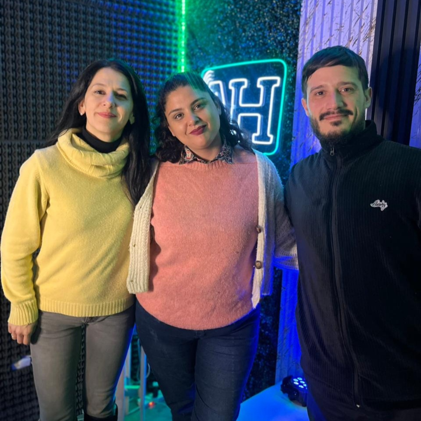 #CadaMañana con la conducción de Nicolás Canaglia y Julieta Pereyra - Nos visita: Lorena Leiva -Profesora de Historia episode artwork