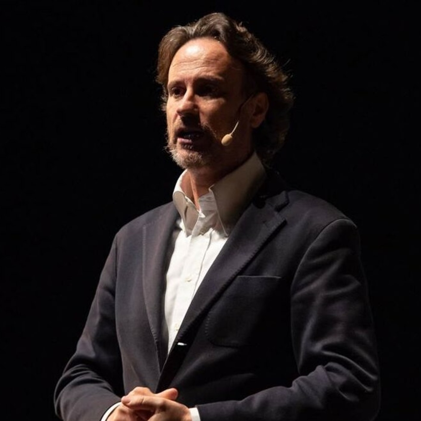 La brújula - un canal de Historia