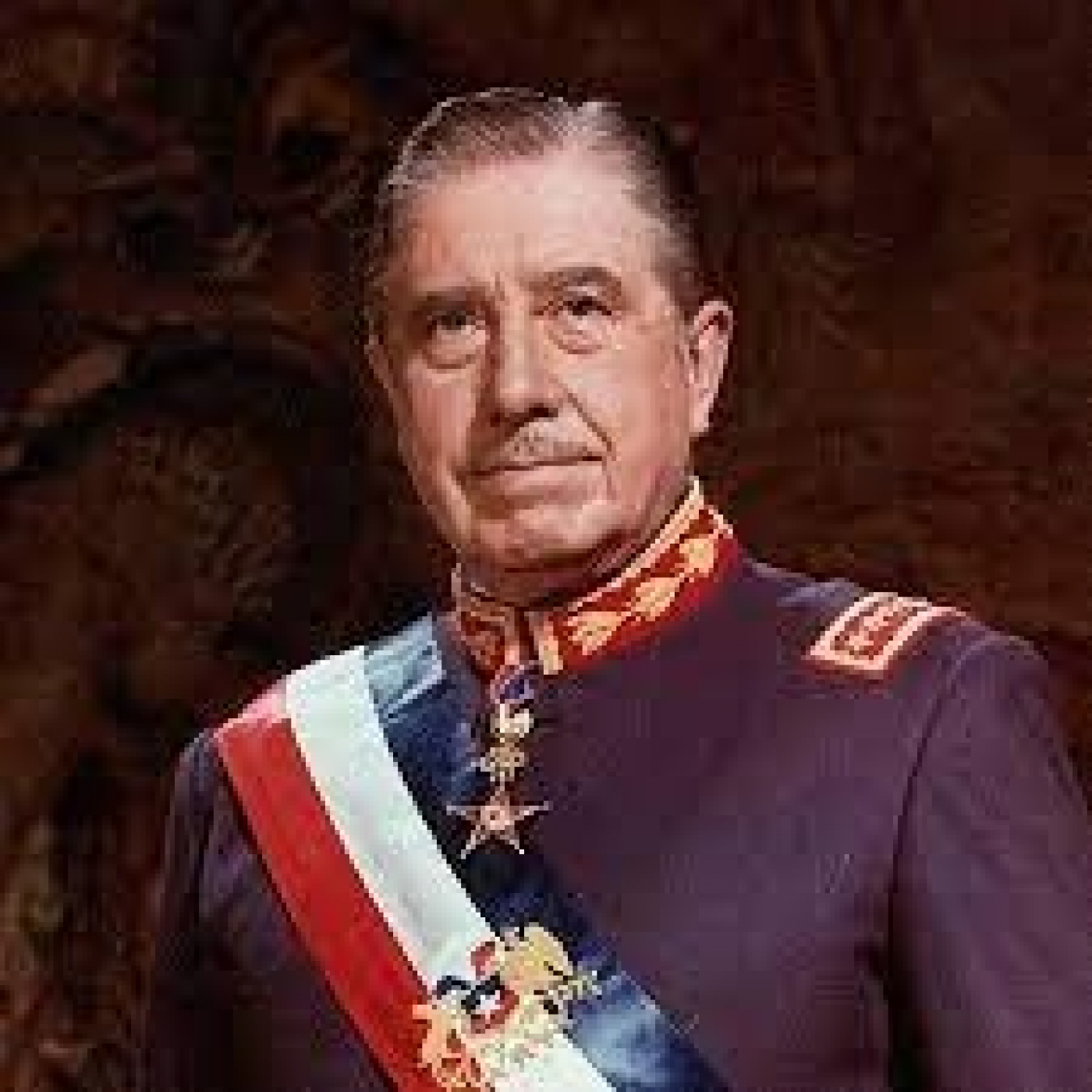 La Refundación de Pinochet - Luis Maluenda-Urmeneta episode artwork