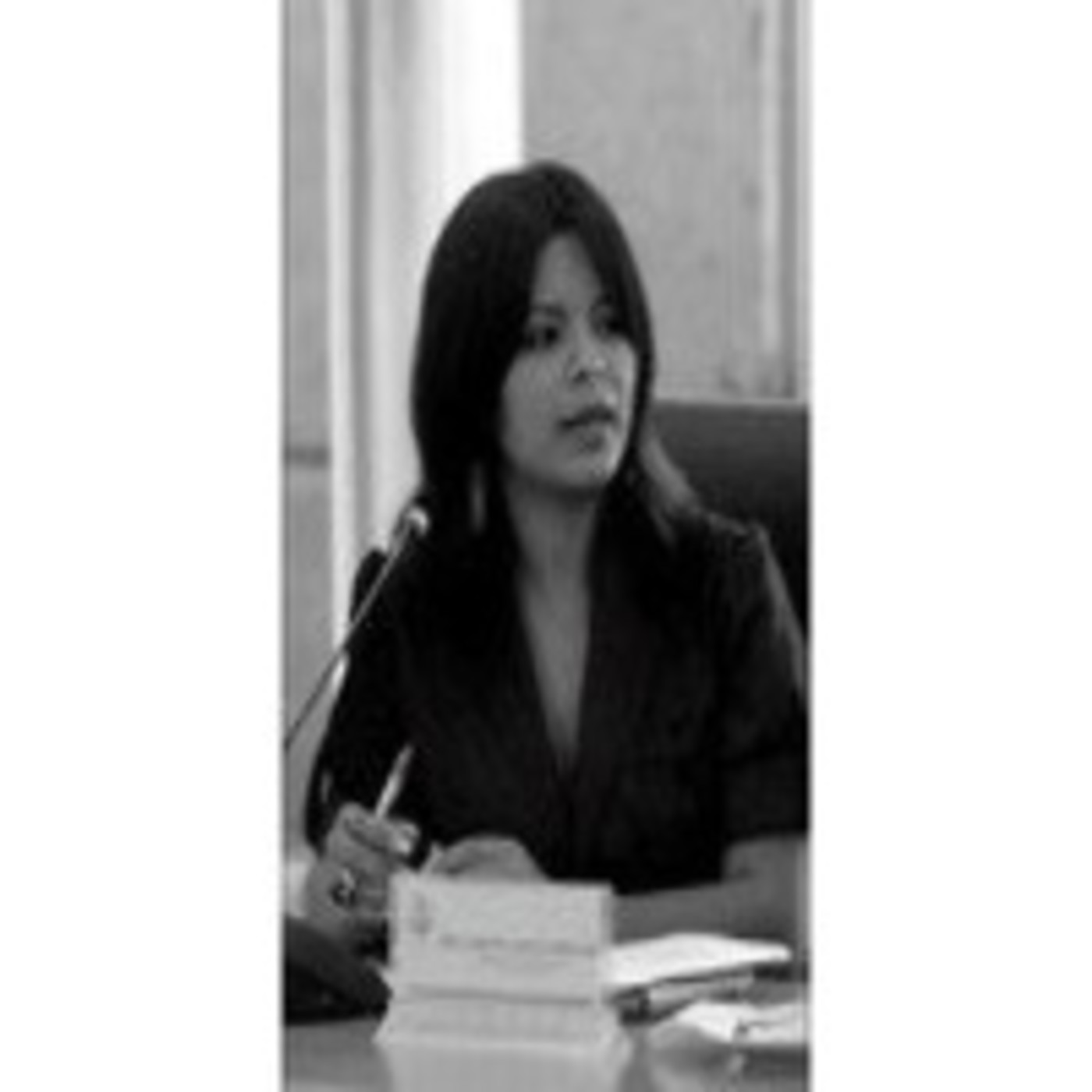 Lic. Lizbeth García Coronado, con Nino Canún. episode artwork