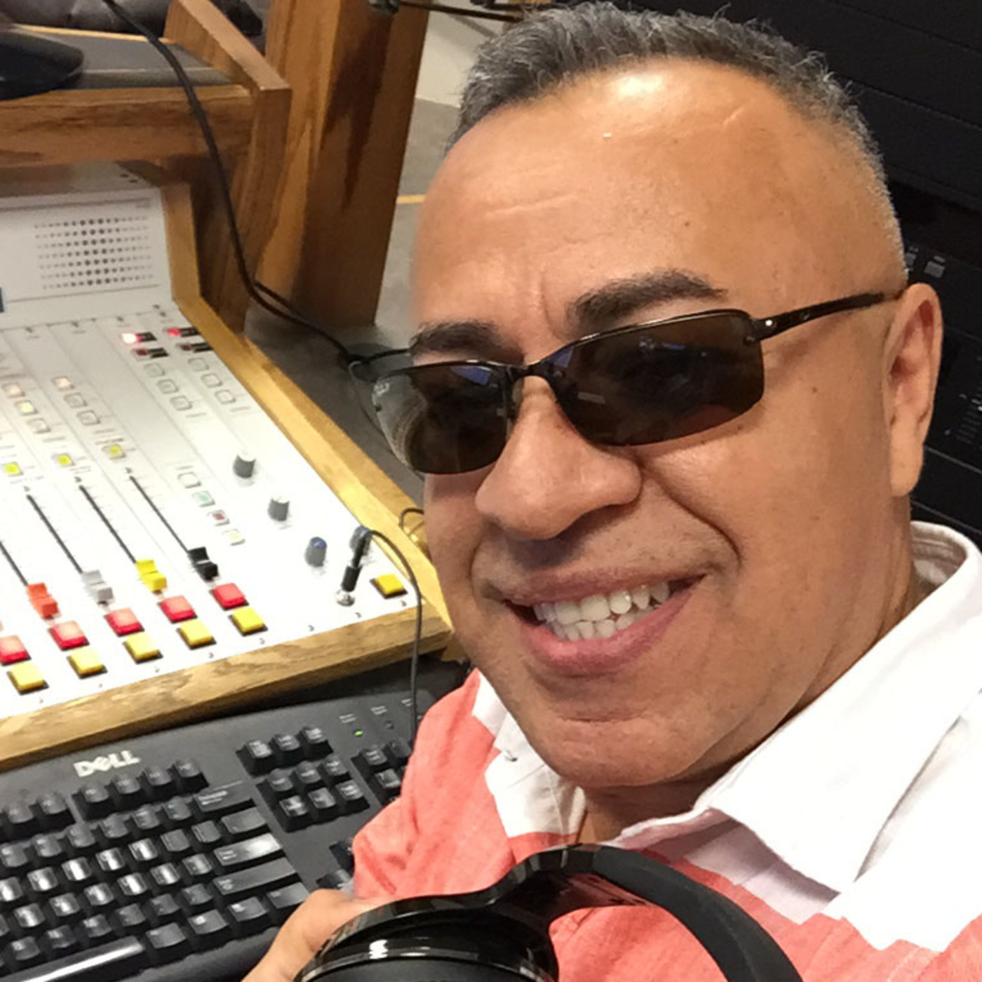 La Salsa Vive / By Dj Wilson !!