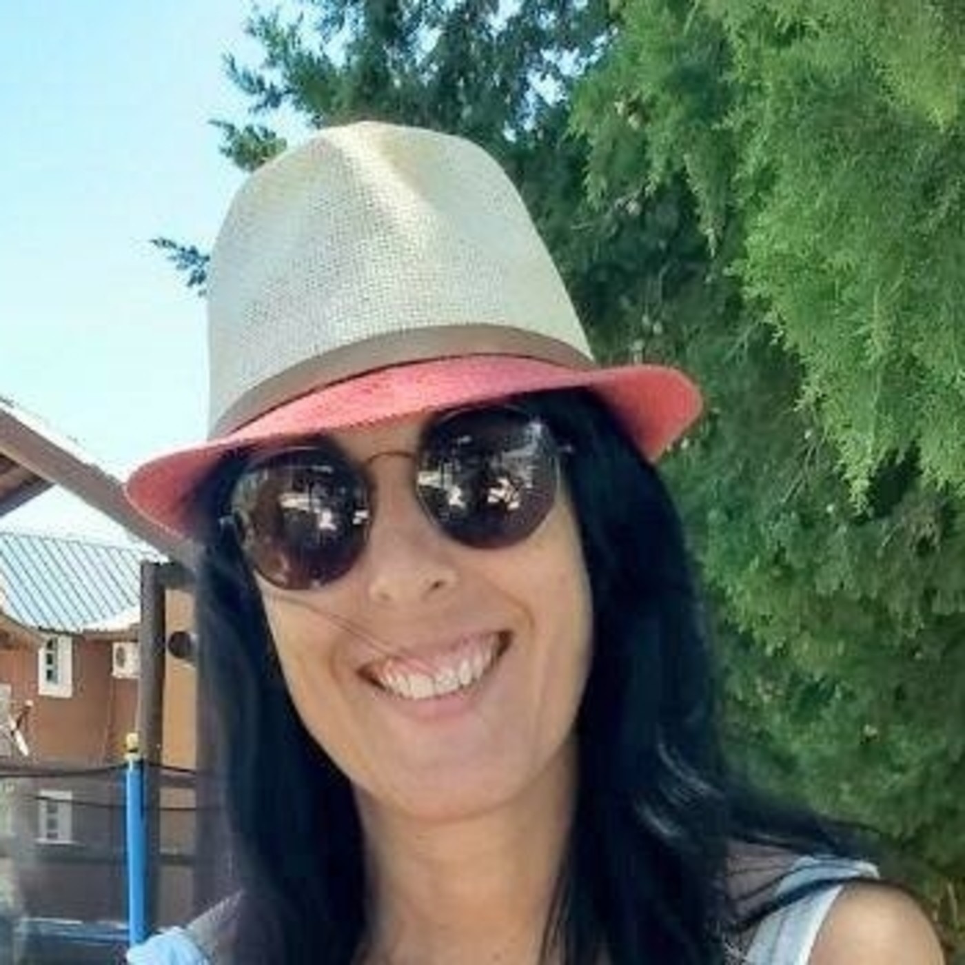 Alma Zolar