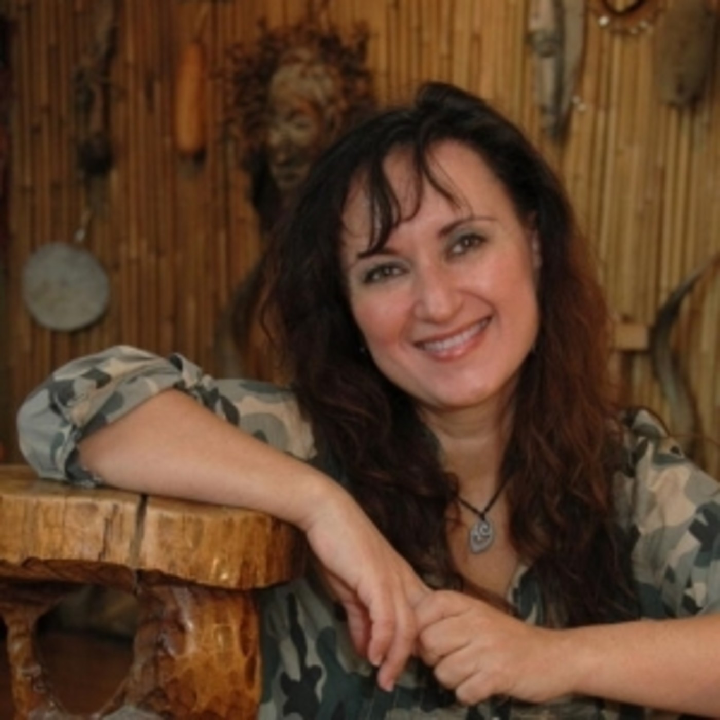 "El último árbol del paraíso", con Emma Lira episode artwork