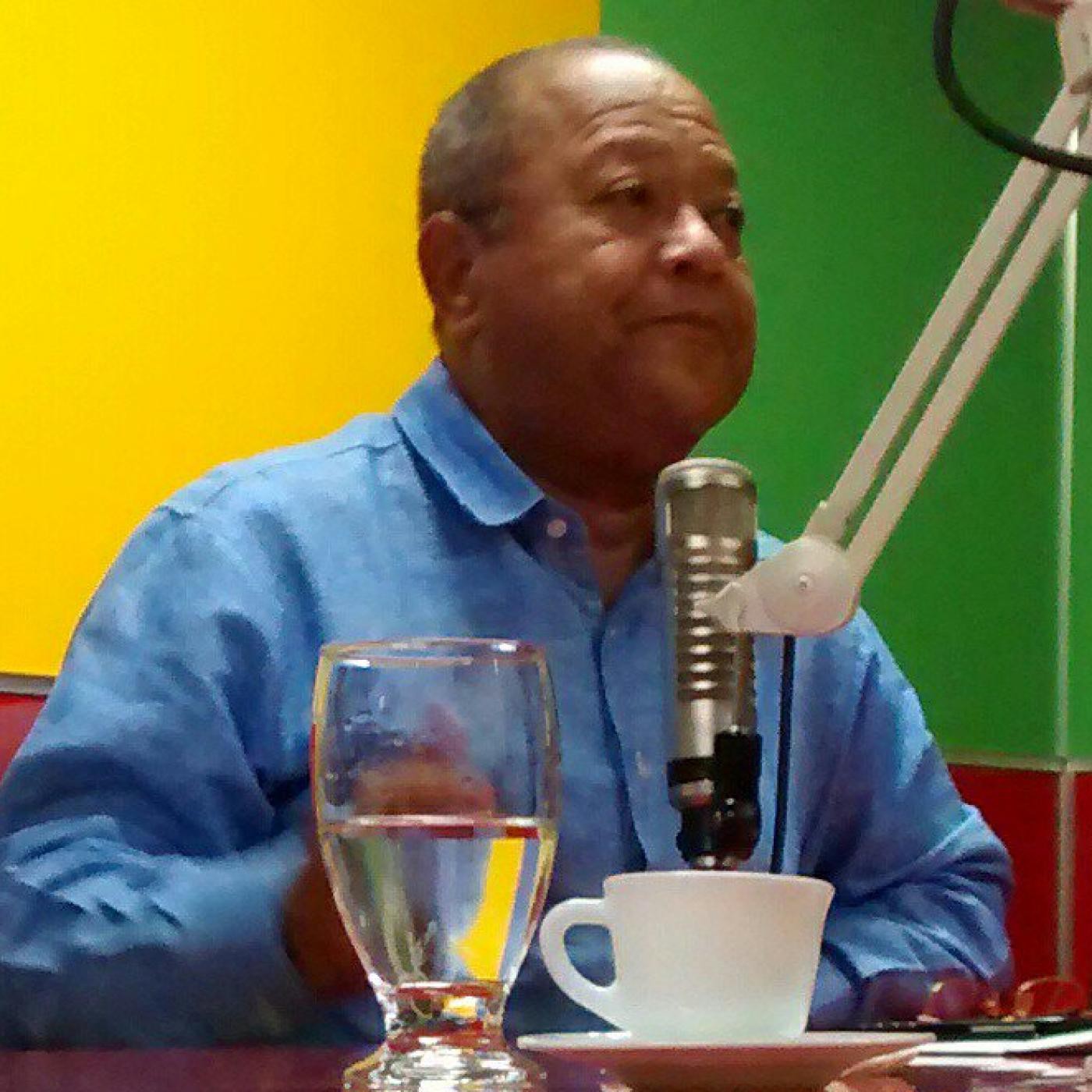 LA BOLA DE KUTUKA en Radio