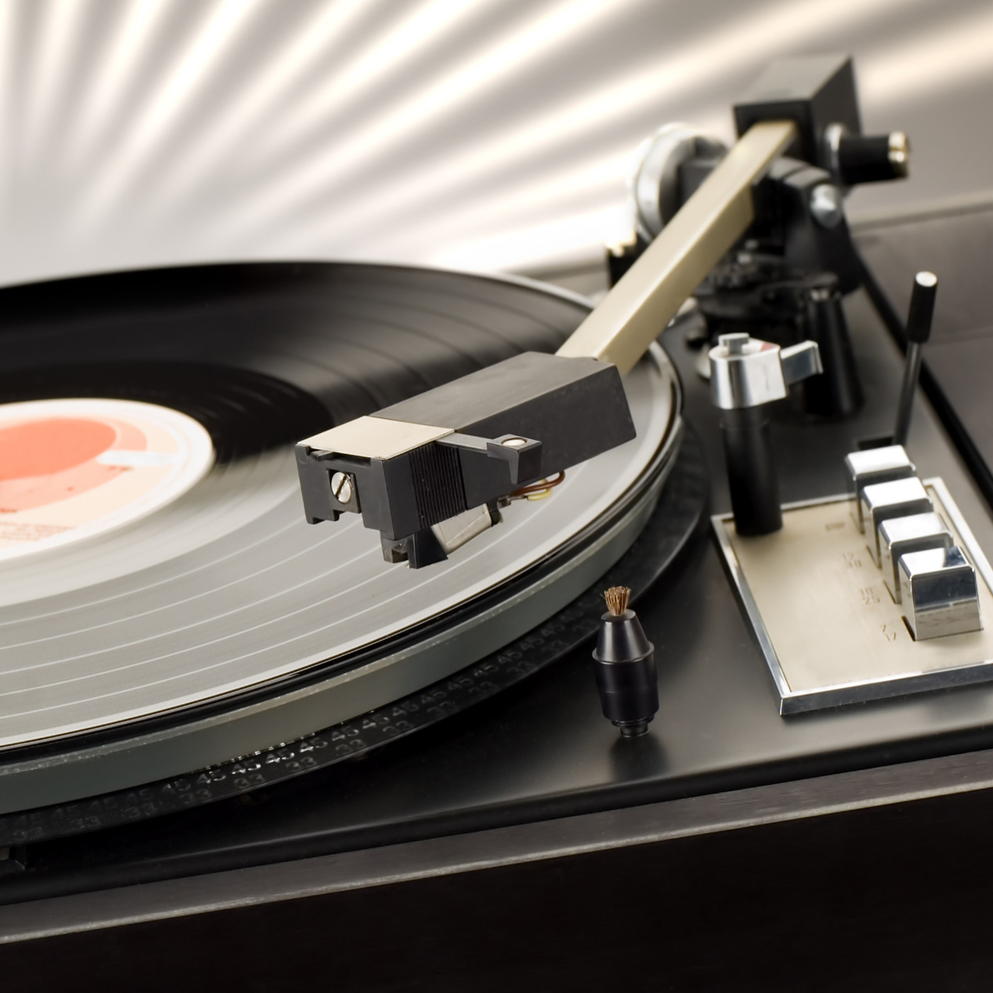Carlos del Riego Gordón . LA ERA DEL VINILO.